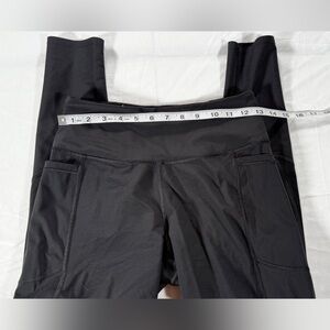 Victoria Secret Sport Black Yoga Athletic Leggings. Size medium Long